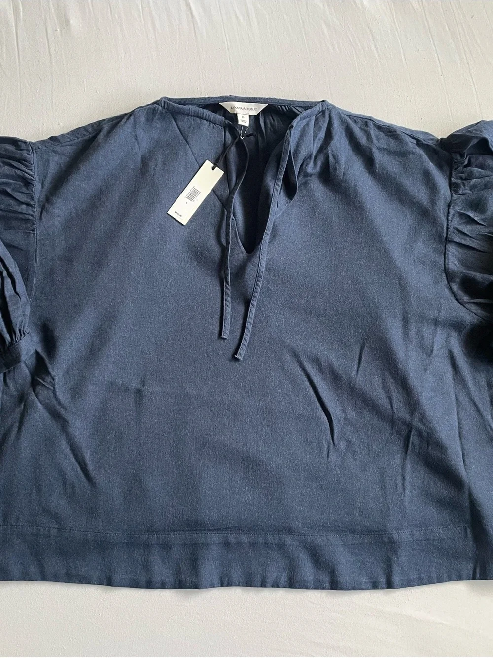 Banana Republic Women’s Blue Solid Woven Cotton V-Neck Tie Balloon Blouse